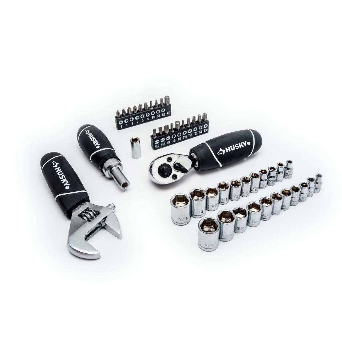 JUEGO DE LLAVES Y DADOS STUBBY 46 PIEZAS CUADRO 1/4" Y 3/8" ACERO