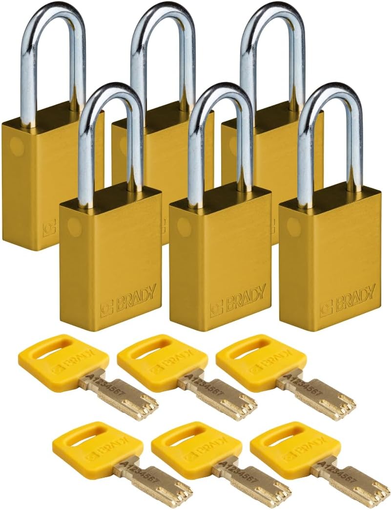 Brady SafeKey Candado de bloqueo de aluminio rojo de 1.5 pulgadas de acero con llave Shkl diferente
