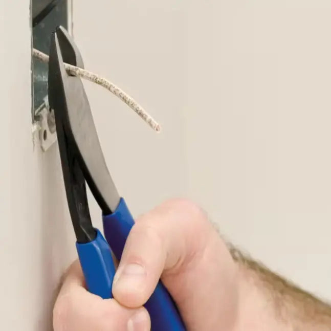 Pinzas De Corte Diagonal Y Cabeza Angulada Klein Tools Usa