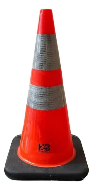 Cono De Tránsito 60 Cm Con Reflejantes Base Negra Hb