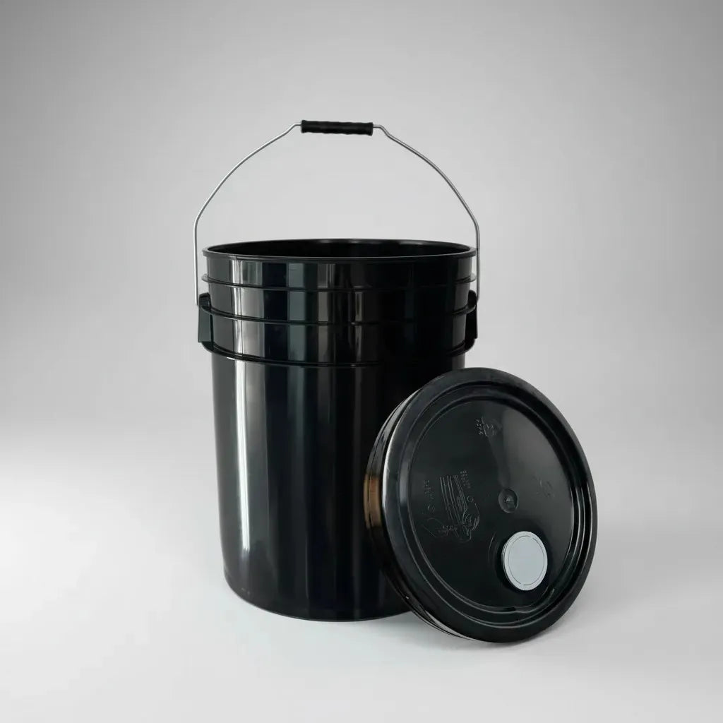 Cubeta Plástico Tapa Flex 19 Litros Grado Alimenticio Color Negro